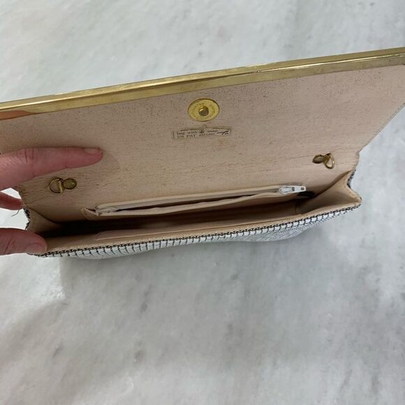 Vintage STUDIO IMPORTS White Gold Metal Mesh Purse Envelope Clutch 1970s 1980s - Picture 6 of 6